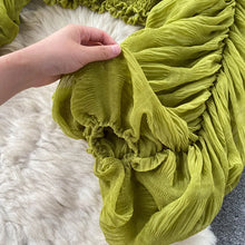 Carregar imagem no visualizador da galeria, Blusa Cropped de Chiffon Drapeado Transparente com Mangas Super Longas