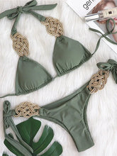 Carregar imagem no visualizador da galeria, Conjunto de Biquíni de Malha de Duas Peças com Top Halter Push Up e Tanga com Patchwork Nó Infinito