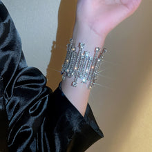 Carregar imagem no visualizador da galeria, Pulseira de Moda com Strass Completa Hipérbole Brilhante Cristal Linha Elástica Bangle