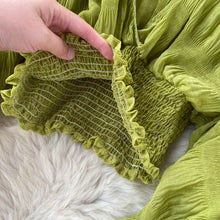 Carregar imagem no visualizador da galeria, Blusa Cropped de Chiffon Drapeado Transparente com Mangas Super Longas