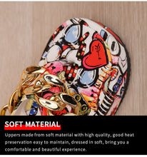 Carregar imagem no visualizador da galeria, Chinelo Slide de Plataforma Reta Cartoon/Corrente Sólida