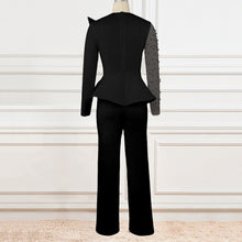 Carregar imagem no visualizador da galeria, Macacão/ Jardineira Elegante Luxuosa de Cintura Alta com Contas Branco Preto