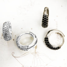 Carregar imagem no visualizador da galeria, Brincos de Argola Articulada em Forma de Gota de Água em Prata Esterlina 9.25 Pura