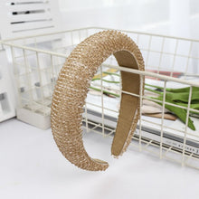 Carregar imagem no visualizador da galeria, Tiara de Casamento Artesanal Almofadada com Cristais Barrocos Faixa de Cabeça Luxuosa Acessórios de Cabelo para Noivas com Diamantes