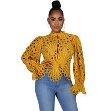 Carregar imagem no visualizador da galeria, Camisa Elegante de Renda em Malha com Mangas Longas e Recortes, Blusa Transparente, Roupa Dashiki, Camisa Africana