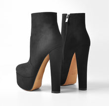 Carregar imagem no visualizador da galeria, Onlymaker Botas de Plataforma de Salto Chunky Clássicas com Bico Redondo até o Tamanho 15 dos EUA