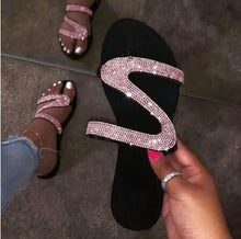 Carregar imagem no visualizador da galeria, Chinelo Rasteiro de Gel Macio Bling Slide Sandália 4 Cores Diferentes Disponíveis
