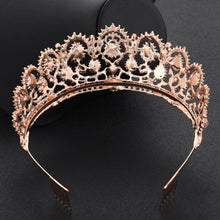 Charger l&#39;image dans la visionneuse de la galerie,Accessoire de cheveux de mariée vintage en cristal diamante luxueux, diadème couronne, 5 variantes
