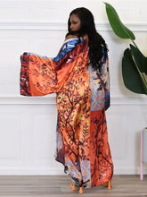 Cargar imagen en el visor de la galería, Vintage Satén Bohemio Estampado Amplio Manga Larga Ligero Capa Kimono Bata Abrigo Cárdigan Kaftán Envoltura Vestido Túnica 16 Variaciones
