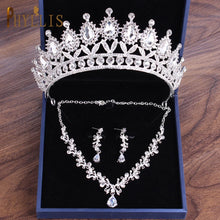 Carregar imagem no visualizador da galeria, Acessório de cabeça de noiva de luxo Tiara de Diamante de Strass Página de Aniversário Coroa de Casamento Conjunto de Brincos Colar 2 Cores Vários Padrões
