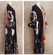 Cargar imagen en el visor de la galería, Vintage Satén Bohemio Estampado Amplio Manga Larga Ligero Capa Kimono Bata Abrigo Cárdigan Kaftán Envoltura Vestido Túnica 16 Variaciones
