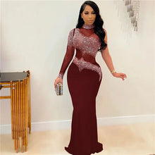 Carregar imagem no visualizador da galeria, Vestido Maxi Bodycon de Festa com Uma Manga, Tule Transparente e Cristais de Strass
