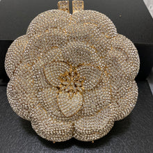 Carregar imagem no visualizador da galeria, Bolsa de mão de cristal de luxo em forma de flor de rosa com corrente de diamante de diamante, mini clutch
