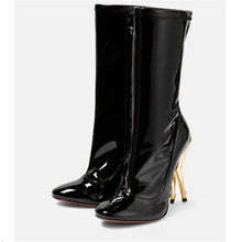 Carregar imagem no visualizador da galeria, Botas de Sapato com Zíper de Bico Redondo em Couro Patente Moderno com Metal Dourado e Super Salto Alto
