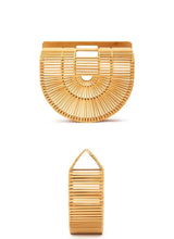 Carica l&#39;immagine nel visualizzatore di Gallery, Borsa a mano elegante di qualità con intreccio semicircolare in bambù
