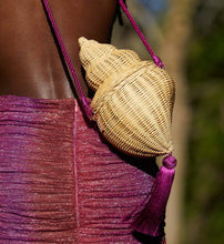 Carregar imagem no visualizador da galeria, Bolsa de ombro de palha de concha da moda Bolsa de designer de vime trançado Rattan
